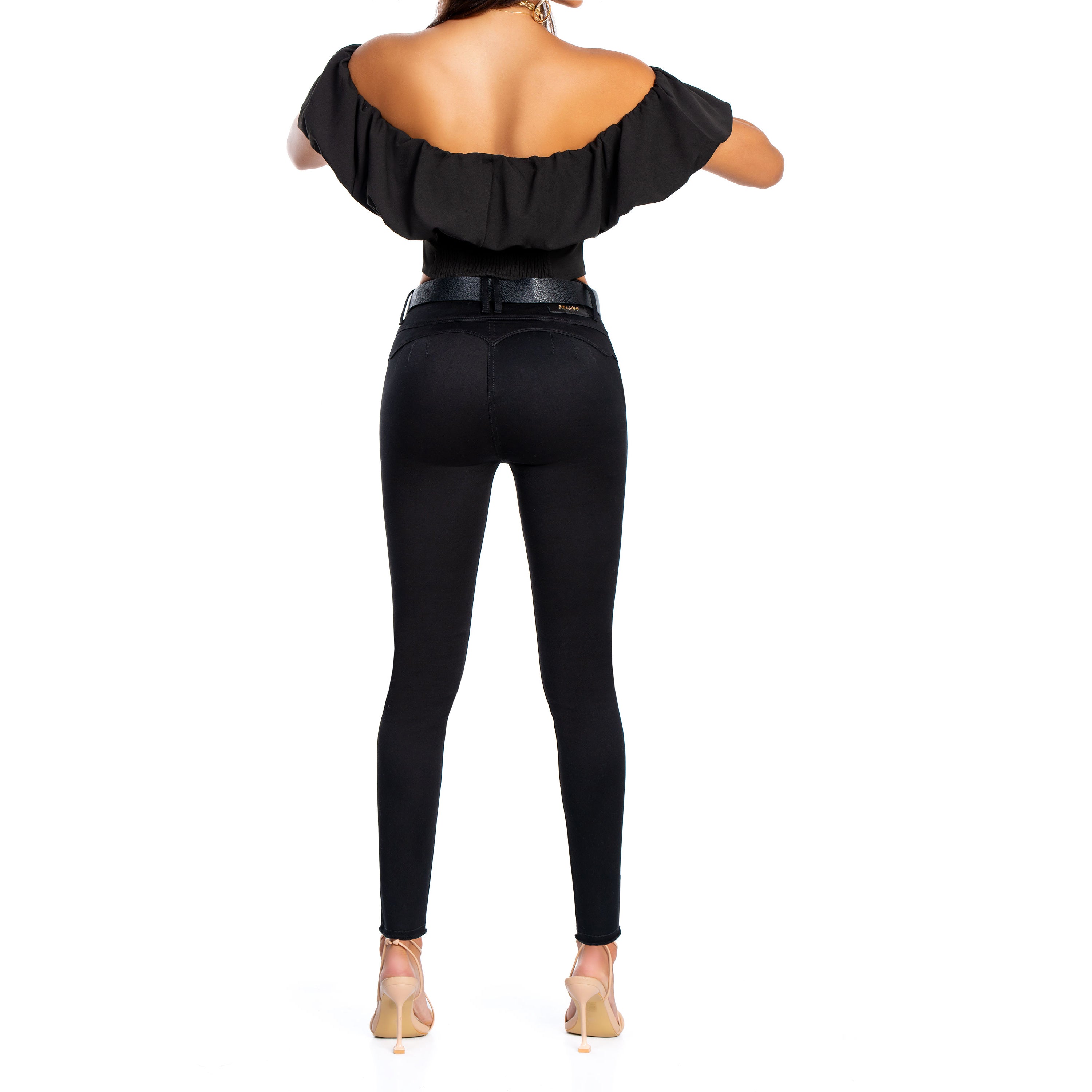 Jeans Negro Pitillo Tiro Alto con Push up  AB1767