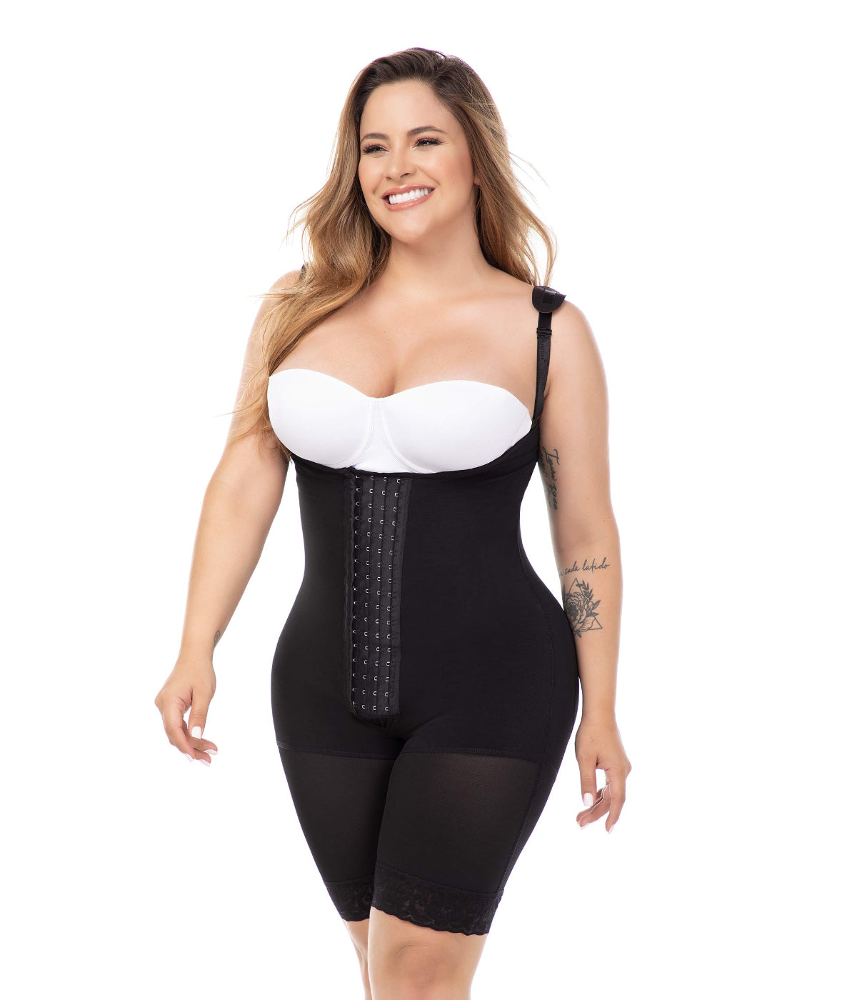 Faja Colombiana Semi Reloj de Arena 9277 de alta compresión, ideal para moldear cintura pequeña y caderas amplias en postoperatorio o uso diario.